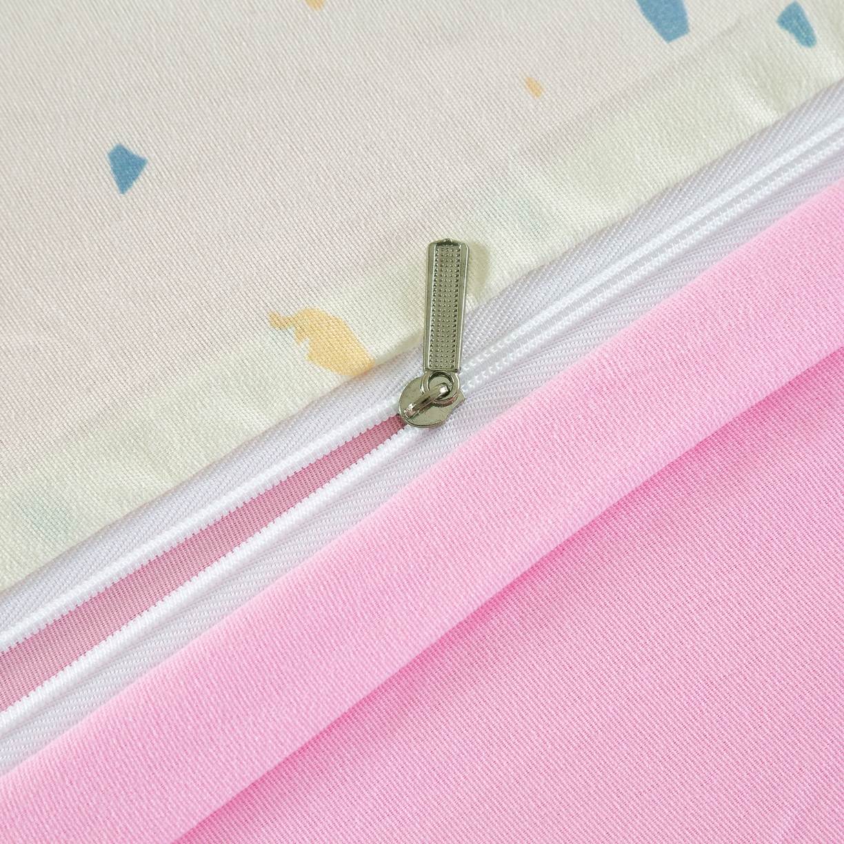 91家纺网 家纺一手货源 找家纺 恋之语 2025新款舒适柔软亲肤爆款芦荟棉四件套货源充足 小煤球