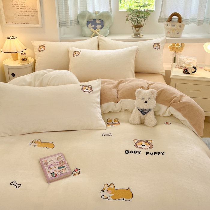 利欧 2025新款满绣卡通牛奶绒刺绣四件套 快乐柯基-米白