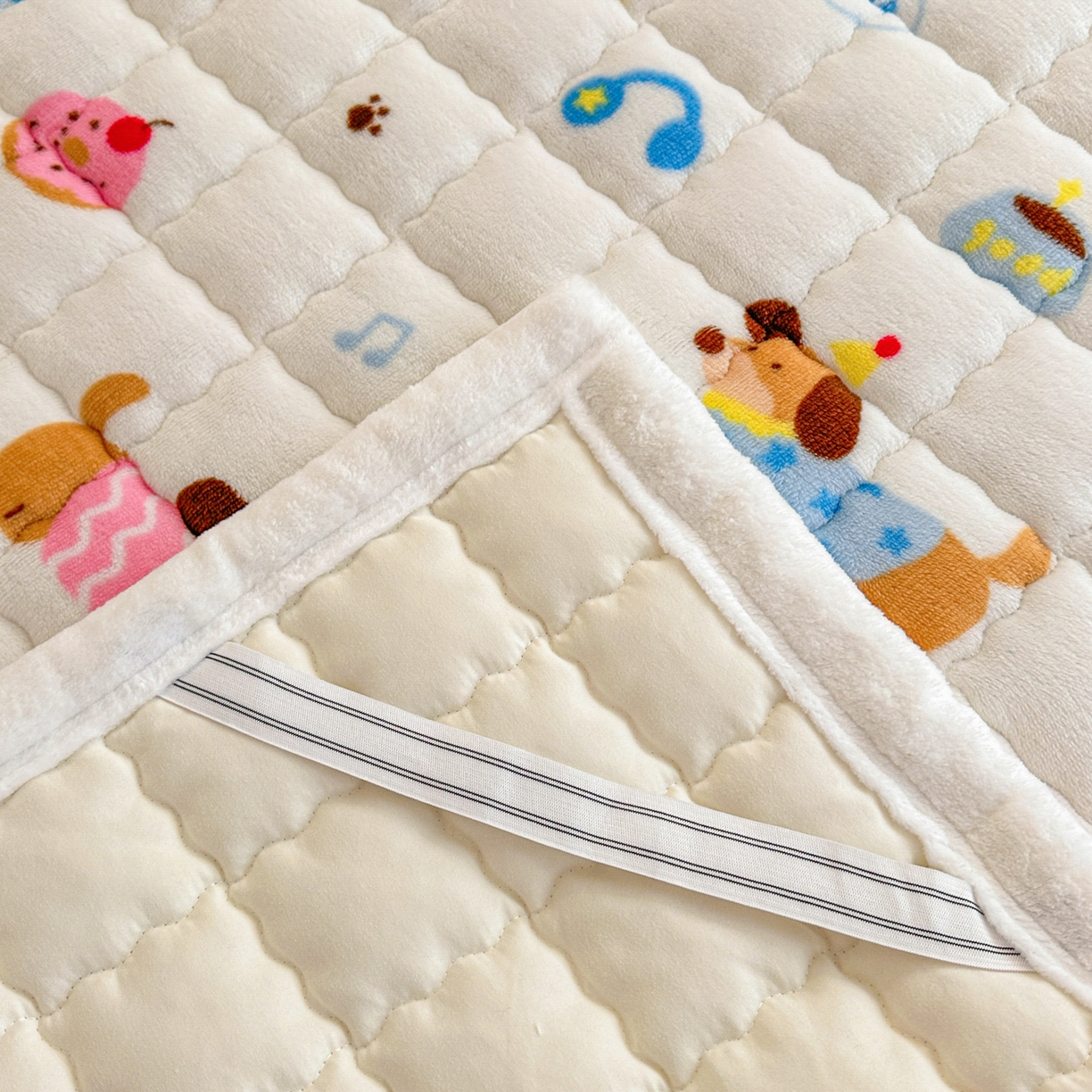 91家纺网 家纺一手货源 找家纺 川悦生活 2025新款A类印花牛奶绒床垫加厚绒保暖床床褥 床垫快乐腊肠