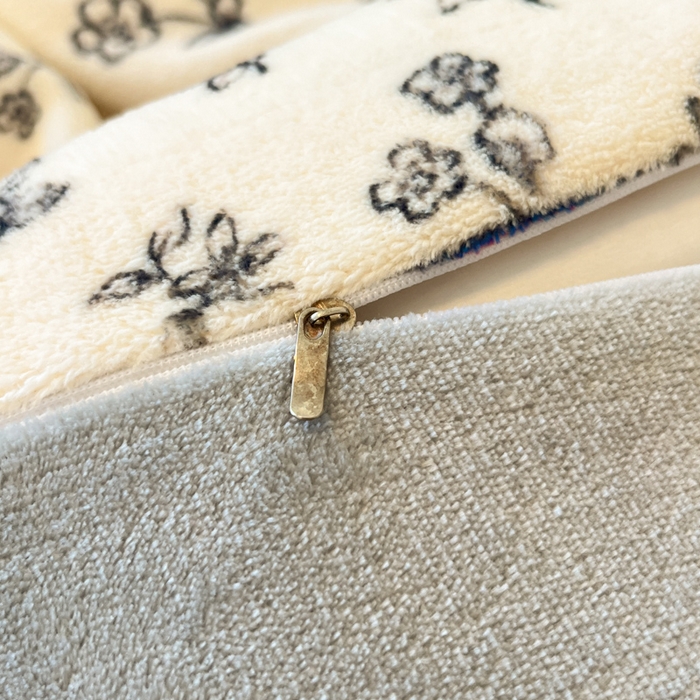 91家纺网 家纺一手货源 找家纺 柒月家居 2025新款加厚200克牛奶绒四件套 丛林小兔