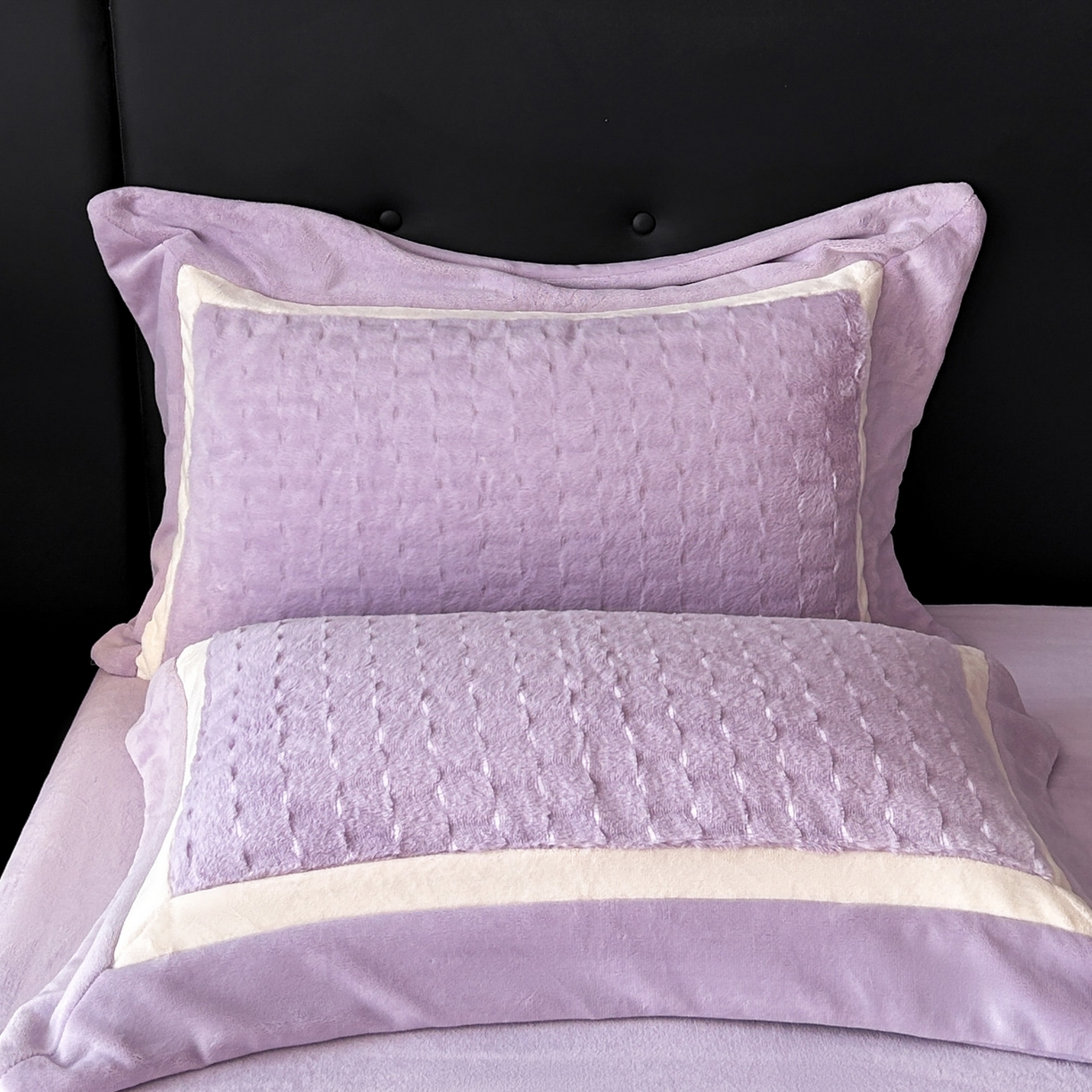 91家纺网 家纺一手货源 找家纺 佳品居 2025新款11斤重加厚兔毛绒轻奢摩卡系列牛奶绒双拼角四件套 摩卡-水晶紫