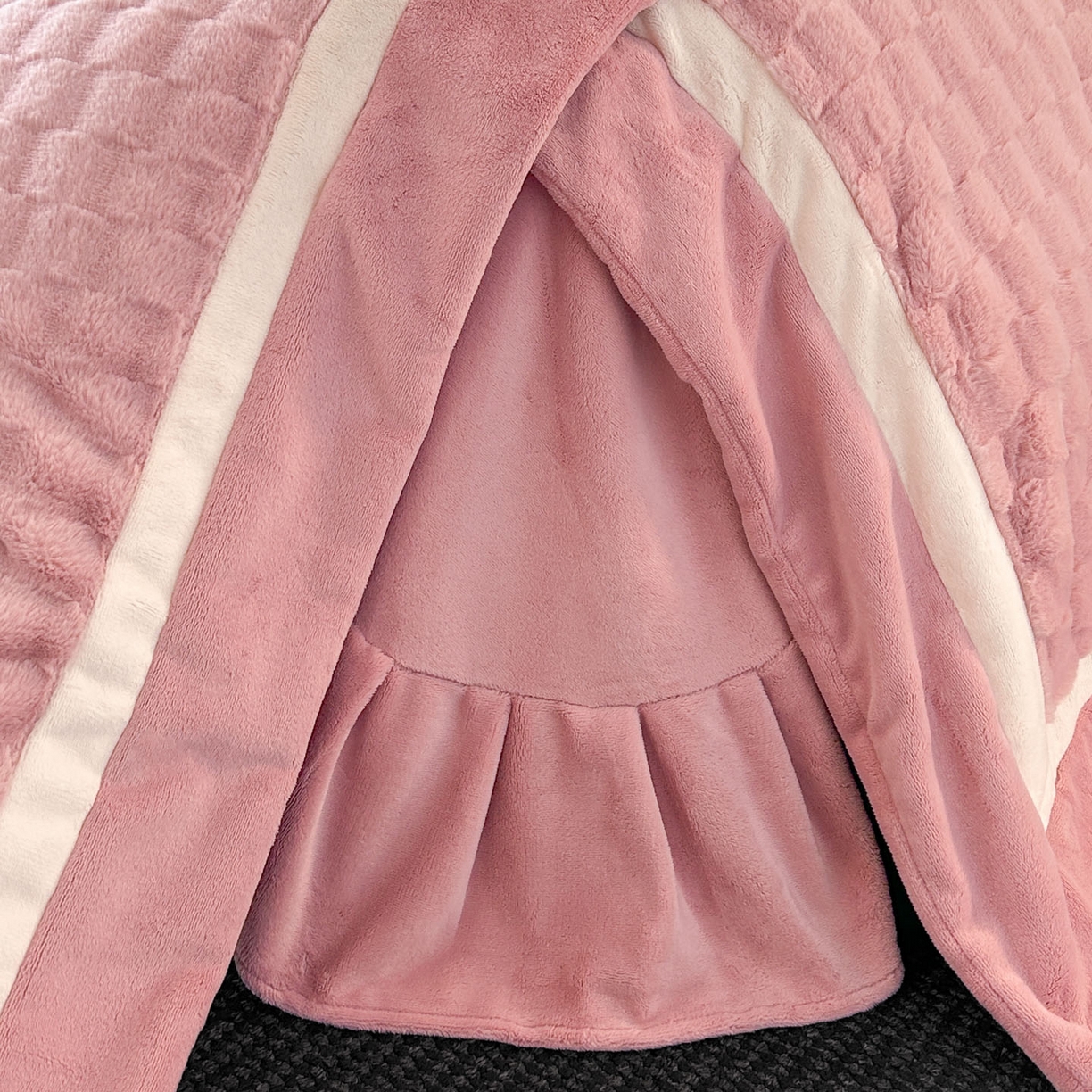 91家纺网 家纺一手货源 找家纺 佳品居 2025新款11斤重加厚兔毛绒轻奢摩卡系列牛奶绒双拼角四件套 摩卡-樱花粉