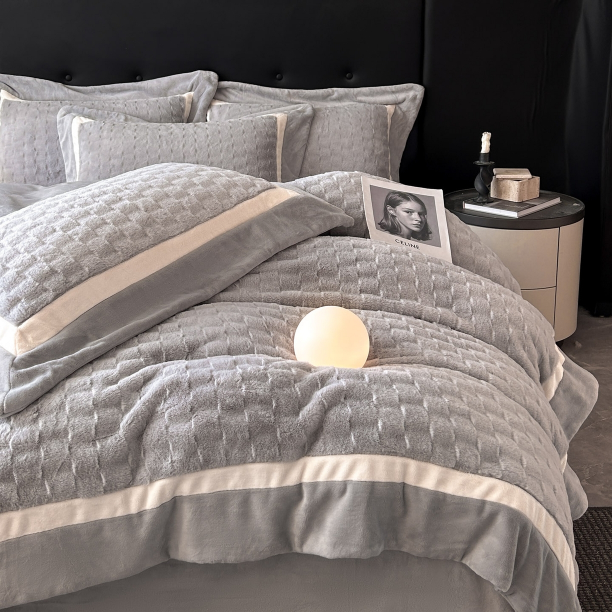 91家纺网 家纺一手货源 找家纺 佳品居 2025新款11斤重加厚兔毛绒轻奢摩卡系列牛奶绒双拼角四件套 摩卡-高级灰