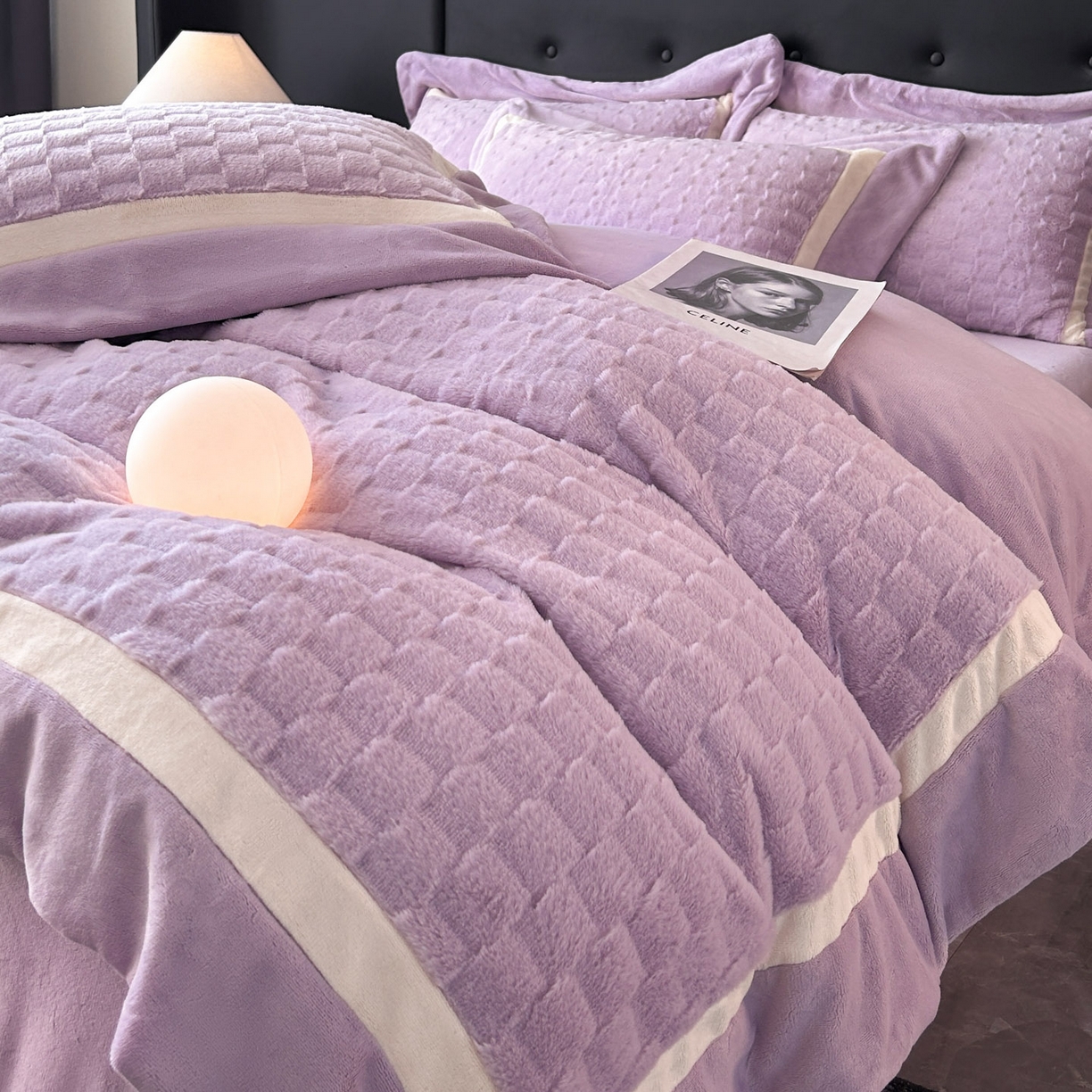 91家纺网 家纺一手货源 找家纺 佳品居 2025新款11斤重加厚兔毛绒轻奢摩卡系列牛奶绒双拼角四件套 摩卡-水晶紫