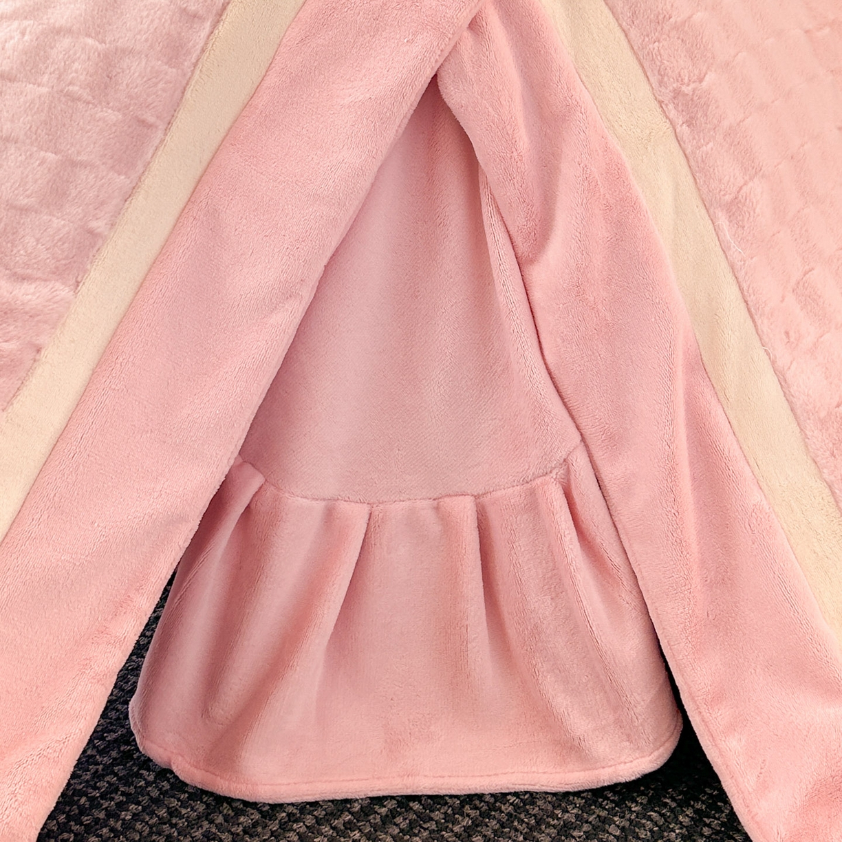 91家纺网 家纺一手货源 找家纺 佳品居 2025新款11斤重加厚兔毛绒轻奢摩卡系列牛奶绒双拼角四件套 摩卡-胭脂粉