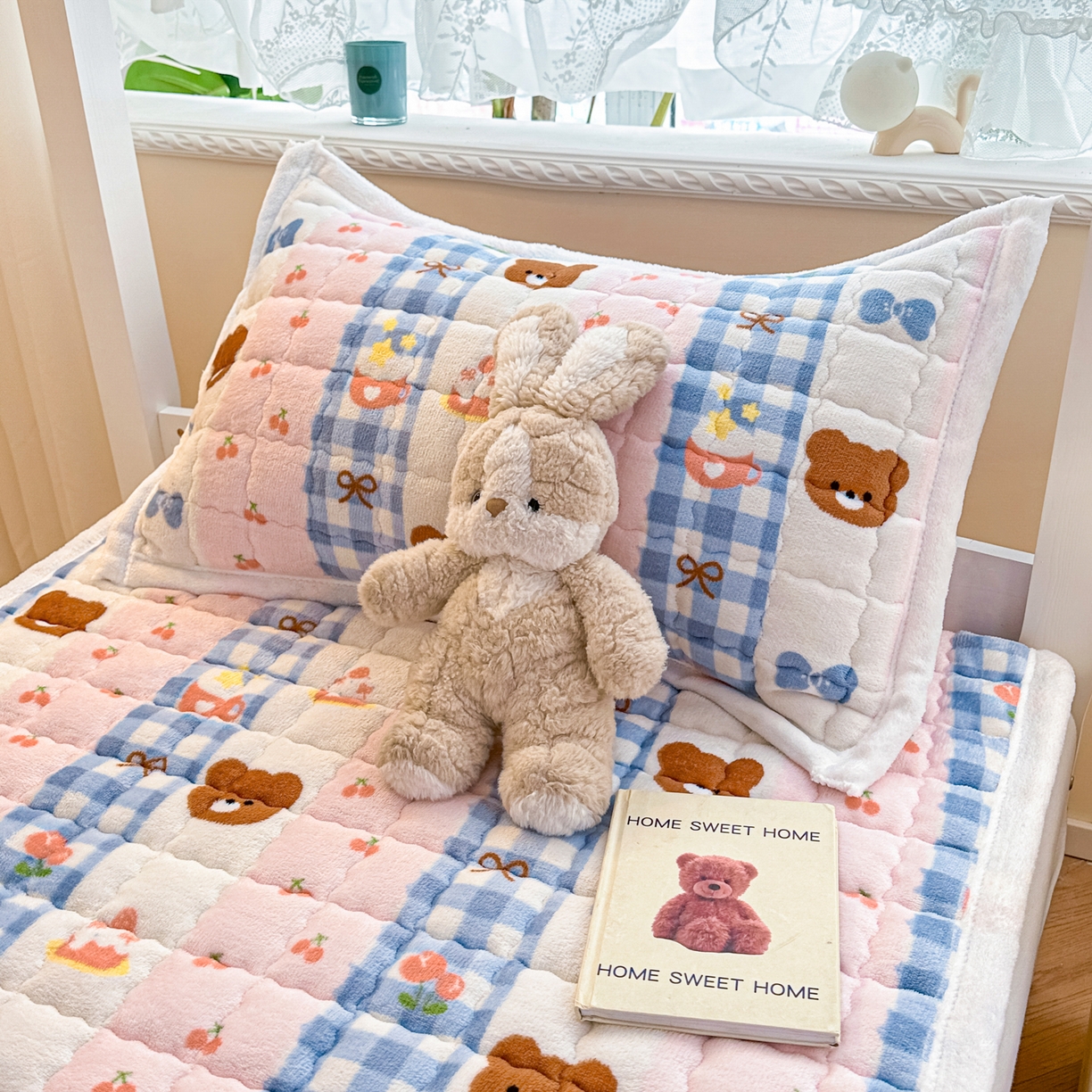 91家纺网 家纺一手货源 找家纺 川悦生活 2025新款A类印花牛奶绒床垫加厚绒保暖床床褥 床垫奶朵布丁熊