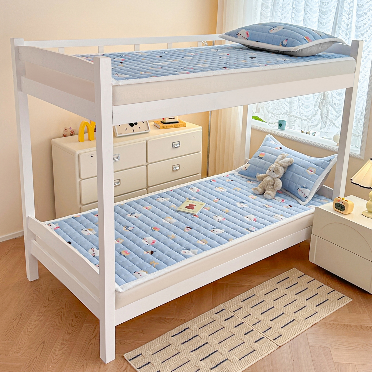 91家纺网 家纺一手货源 找家纺 川悦生活 2025新款A类印花牛奶绒床垫加厚绒保暖床床褥 床垫晴空小喵