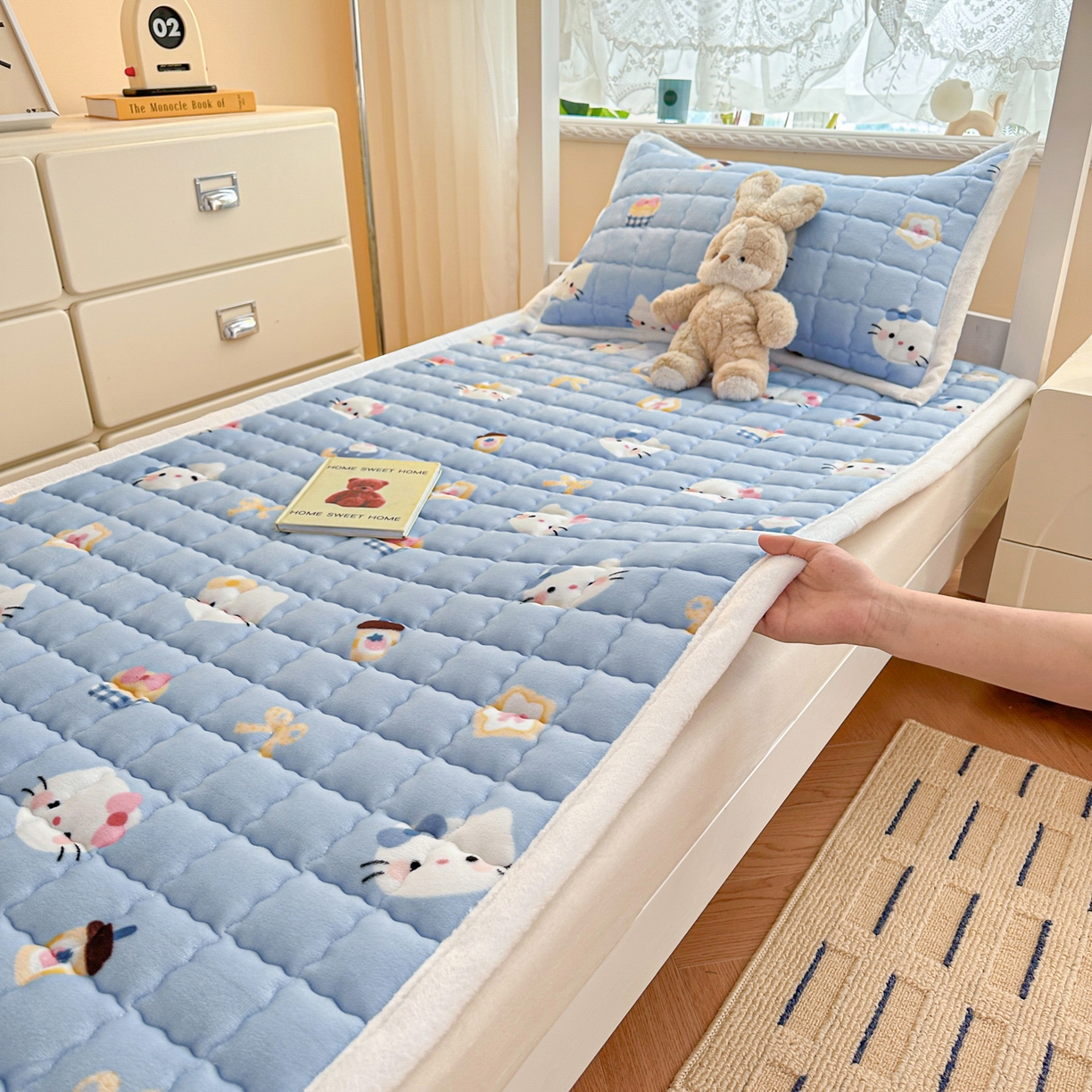 91家纺网 家纺一手货源 找家纺 川悦生活 2025新款A类印花牛奶绒床垫加厚绒保暖床床褥 床垫晴空小喵