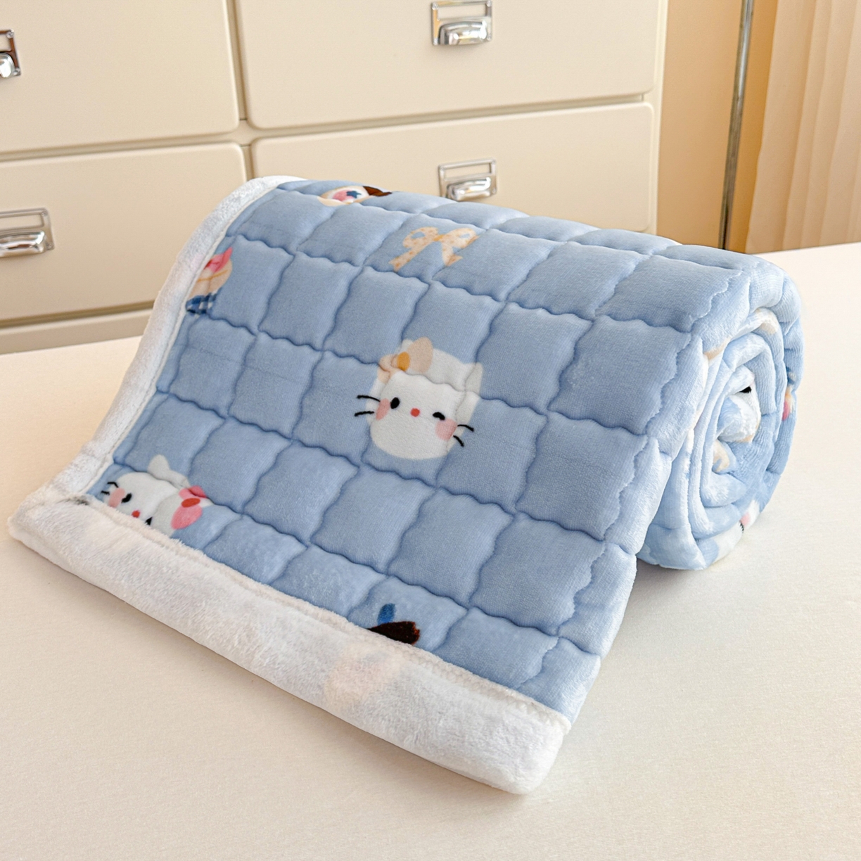 91家纺网 家纺一手货源 找家纺 川悦生活 2025新款A类印花牛奶绒床垫加厚绒保暖床床褥 床垫晴空小喵