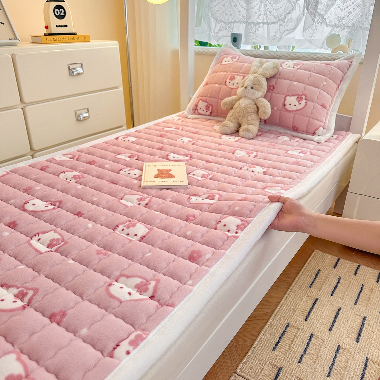 91家纺网 家纺一手货源 找家纺 川悦生活 2025新款A类印花牛奶绒床垫加厚绒保暖床床褥 床垫少女喵喵