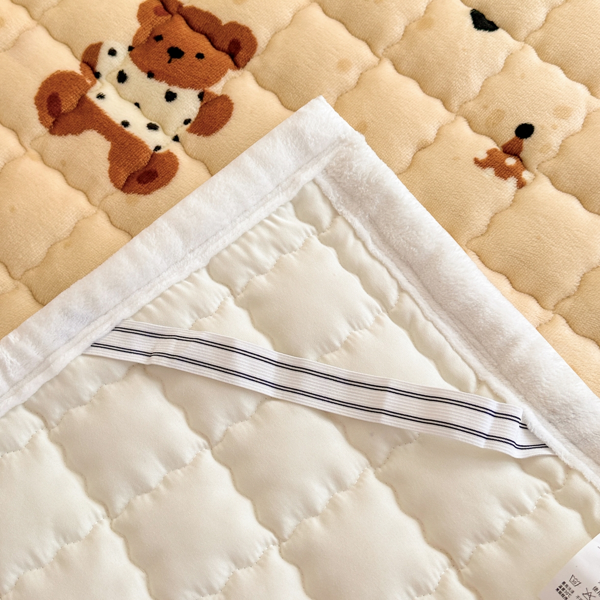 91家纺网 家纺一手货源 找家纺 川悦生活 2025新款A类印花牛奶绒床垫加厚绒保暖床床褥 床垫酥酥小熊