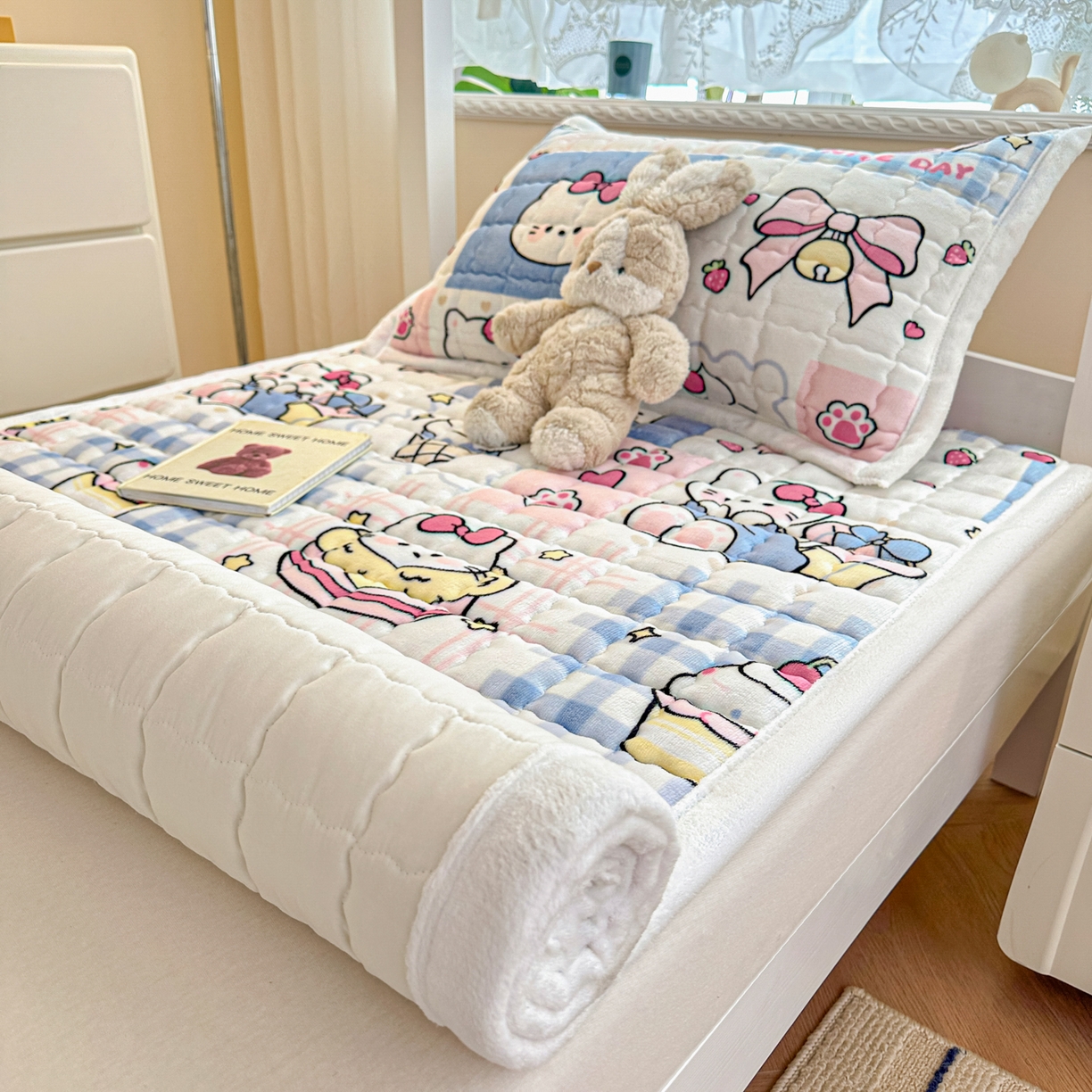 91家纺网 家纺一手货源 找家纺 川悦生活 2025新款A类印花牛奶绒床垫加厚绒保暖床床褥 床垫甜茶小猫