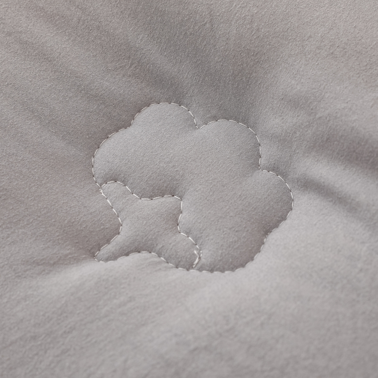 91家纺网 家纺一手货源 找家纺 圣尔雅家纺 2025新款A类水洗棉新疆棉花被无印风冬被加厚保暖被子被芯四季通用被子 淡雅灰