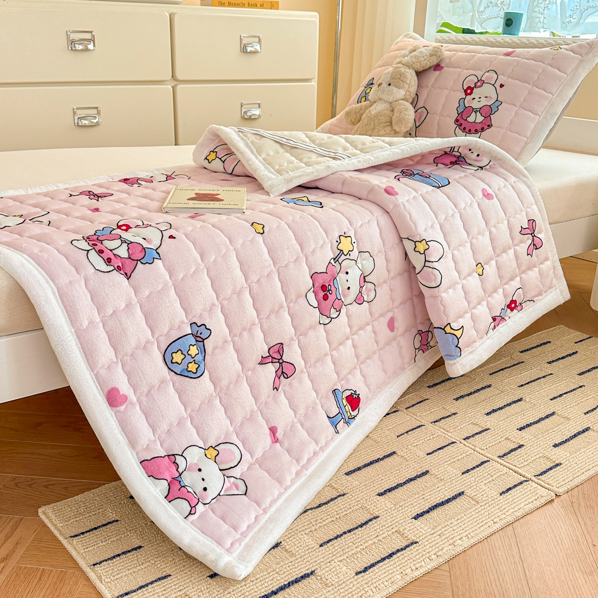 91家纺网 家纺一手货源 找家纺 川悦生活 2025新款A类印花牛奶绒床垫加厚绒保暖床床褥 床垫甜心兔糕