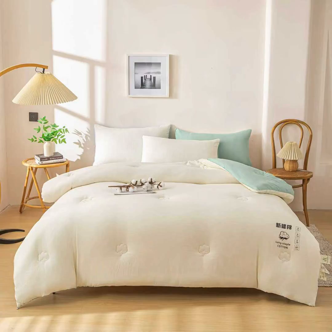 91家纺网 家纺一手货源 找家纺 圣尔雅家纺 2025新款A类水洗棉新疆棉花被无印风冬被加厚保暖被子被芯四季通用被子 白拼绿