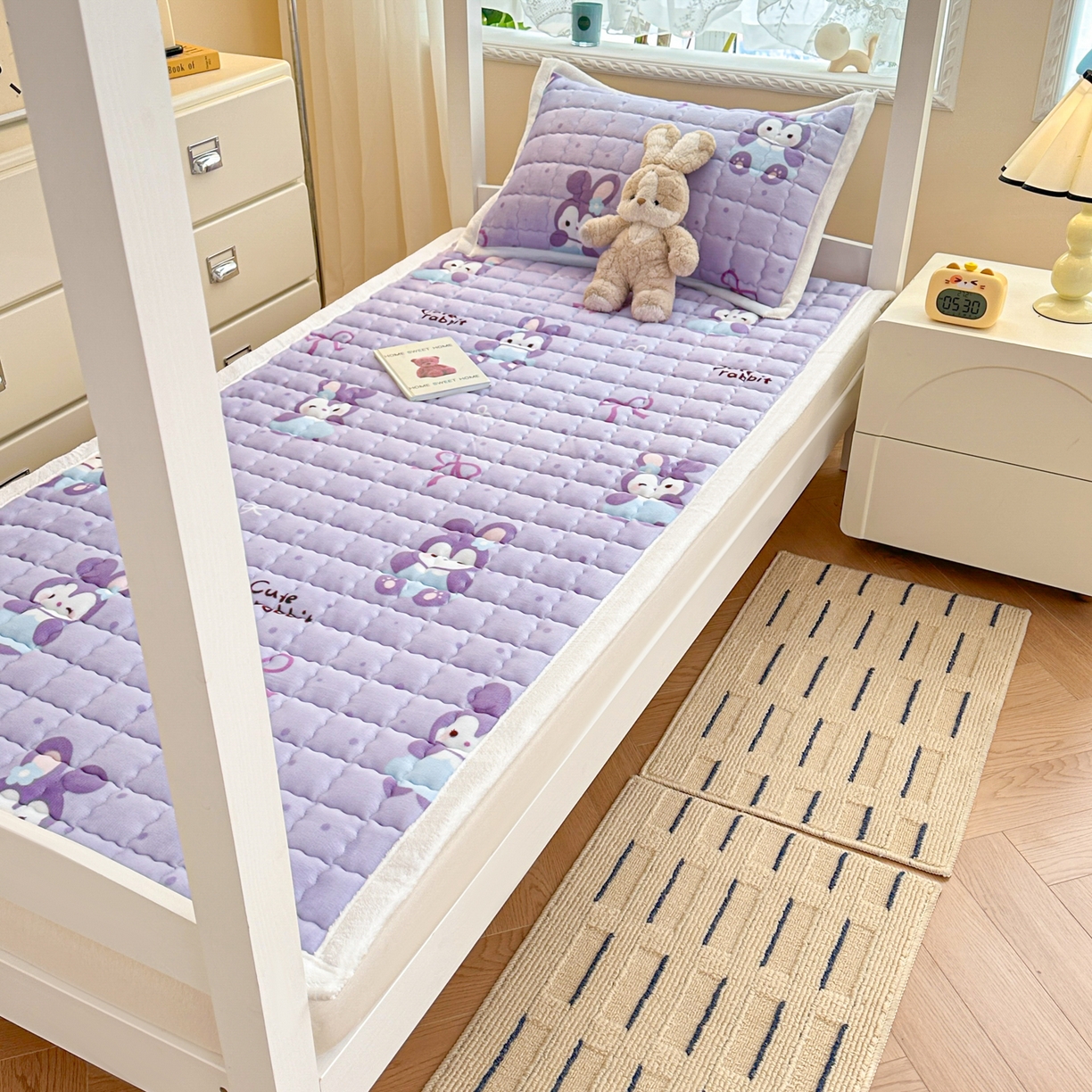 91家纺网 家纺一手货源 找家纺 川悦生活 2025新款A类印花牛奶绒床垫加厚绒保暖床床褥 床垫香芋奶茶