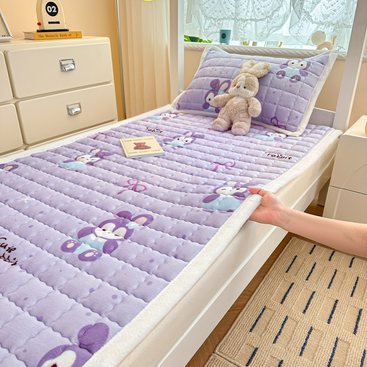 91家纺网 家纺一手货源 找家纺 川悦生活 2025新款A类印花牛奶绒床垫加厚绒保暖床床褥 床垫香芋奶茶