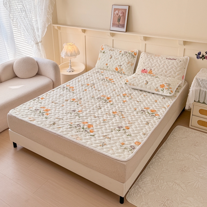 91家纺网 家纺一手货源 找家纺 小萌虎 2025秋冬新款牛奶绒夹棉床垫床褥 乐园