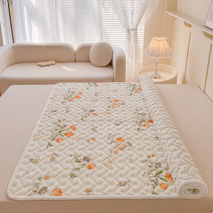 91家纺网 家纺一手货源 找家纺 小萌虎 2025秋冬新款牛奶绒夹棉床垫床褥 乐园