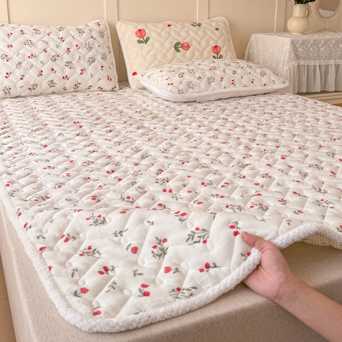 91家纺网 家纺一手货源 找家纺 （总）小萌虎 2025秋冬新款牛奶绒夹棉床垫床褥