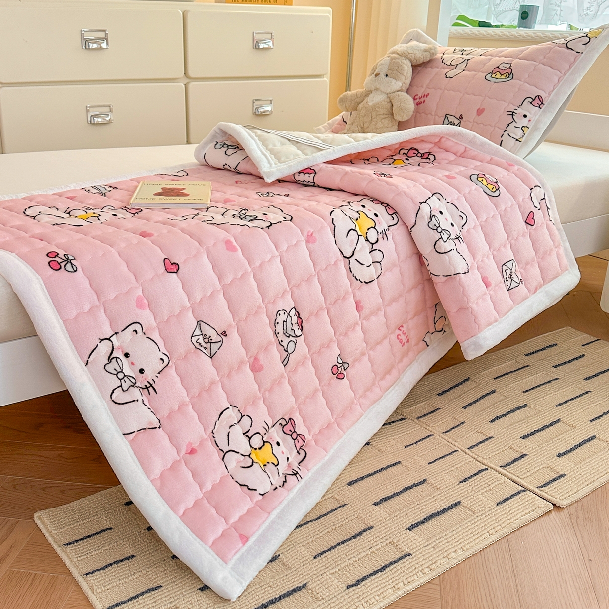 91家纺网 家纺一手货源 找家纺 川悦生活 2025新款A类印花牛奶绒床垫加厚绒保暖床床褥 床垫星心小猫