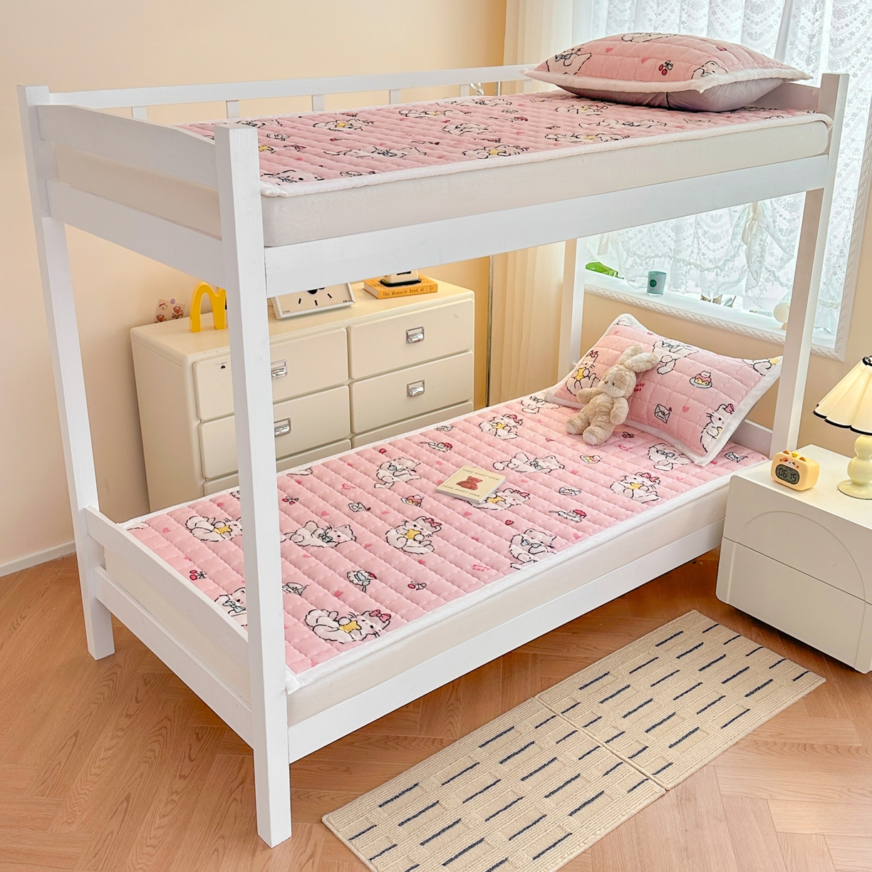 91家纺网 家纺一手货源 找家纺 川悦生活 2025新款A类印花牛奶绒床垫加厚绒保暖床床褥 床垫星心小猫