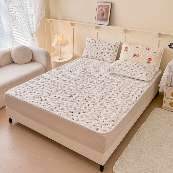 91家纺网 家纺一手货源 找家纺 小萌虎 2025秋冬新款牛奶绒夹棉床垫床褥 小确幸