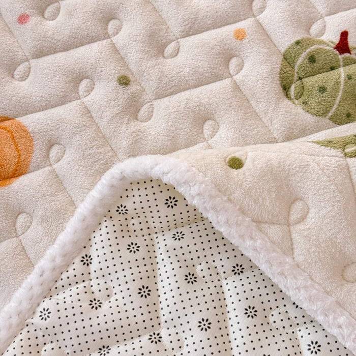 91家纺网 家纺一手货源 找家纺 小萌虎 2025秋冬新款牛奶绒夹棉床垫床褥 小南瓜