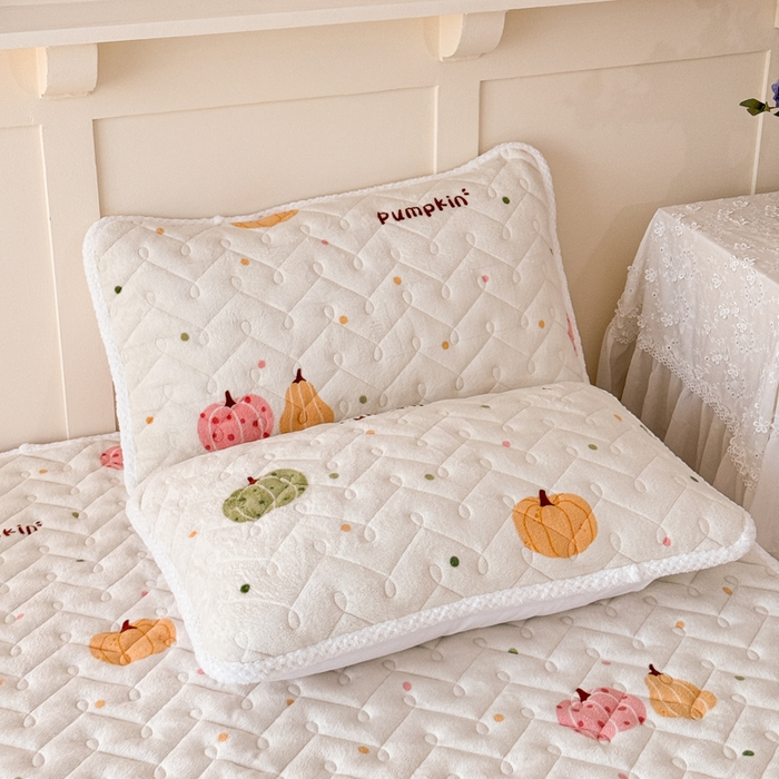 91家纺网 家纺一手货源 找家纺 小萌虎 2025秋冬新款牛奶绒夹棉床垫床褥 小南瓜