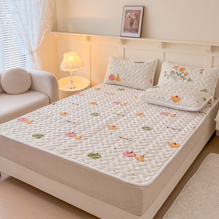 91家纺网 家纺一手货源 找家纺 小萌虎 2025秋冬新款牛奶绒夹棉床垫床褥 小南瓜