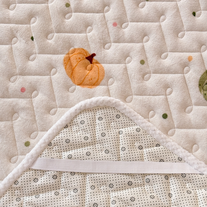 91家纺网 家纺一手货源 找家纺 小萌虎 2025秋冬新款牛奶绒夹棉床垫床褥 小南瓜