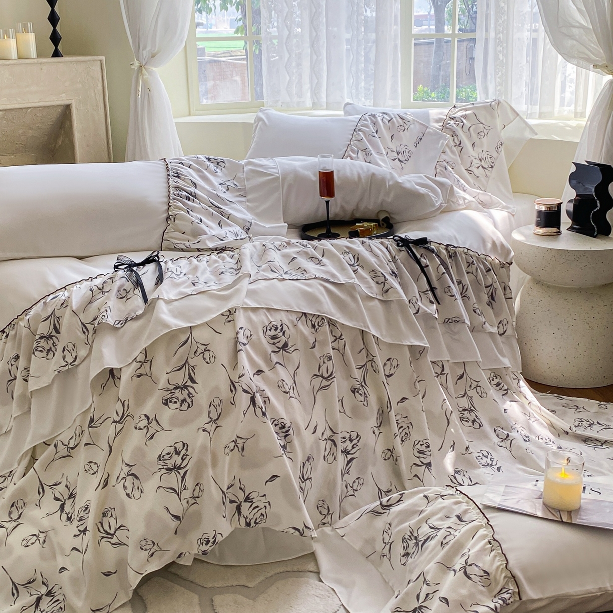 91家纺网 家纺一手货源 找家纺 庭笙 2025新款法式复古公主风花边四件套 水墨玫瑰