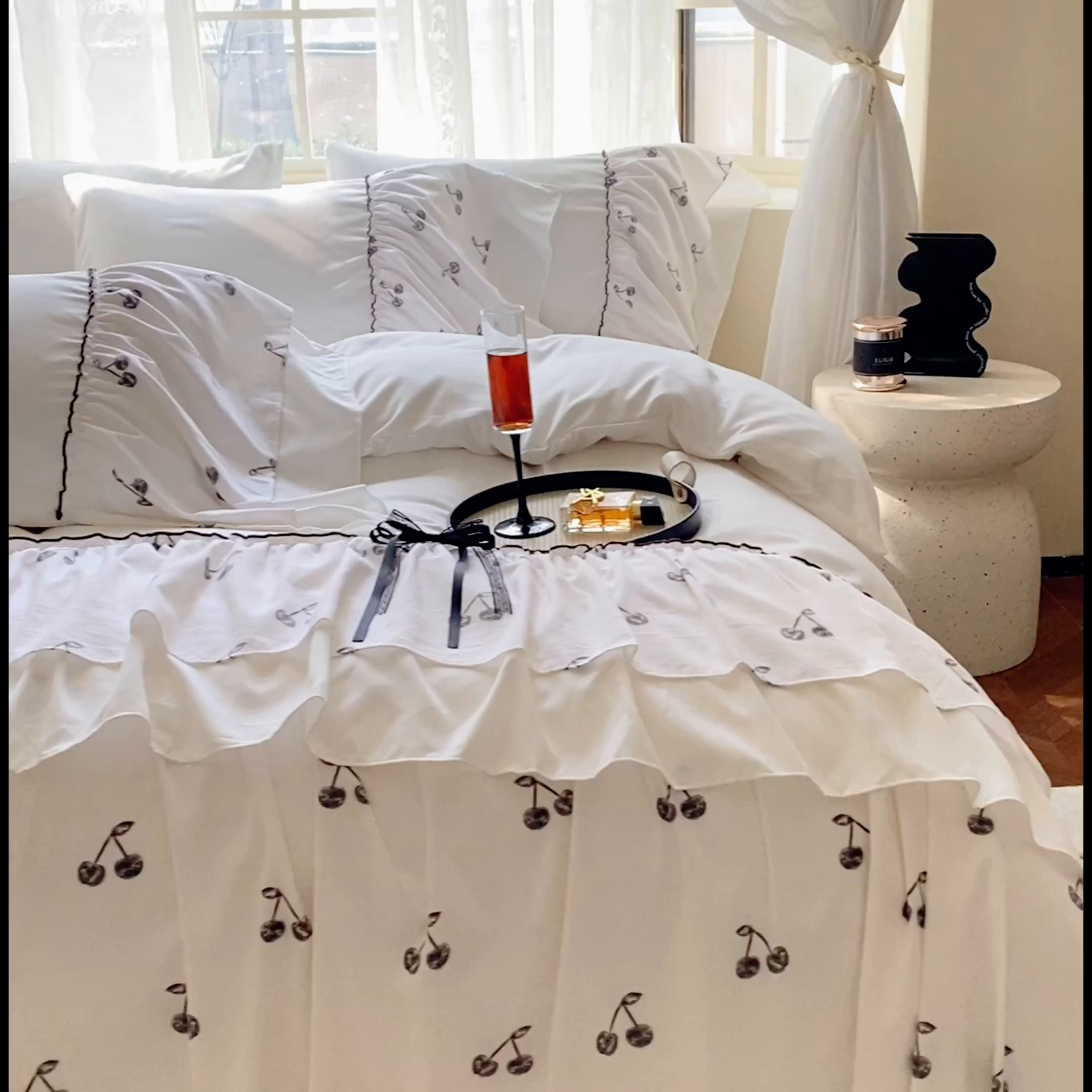 91家纺网 家纺一手货源 找家纺 庭笙 2025新款法式复古公主风花边四件套 复古樱桃