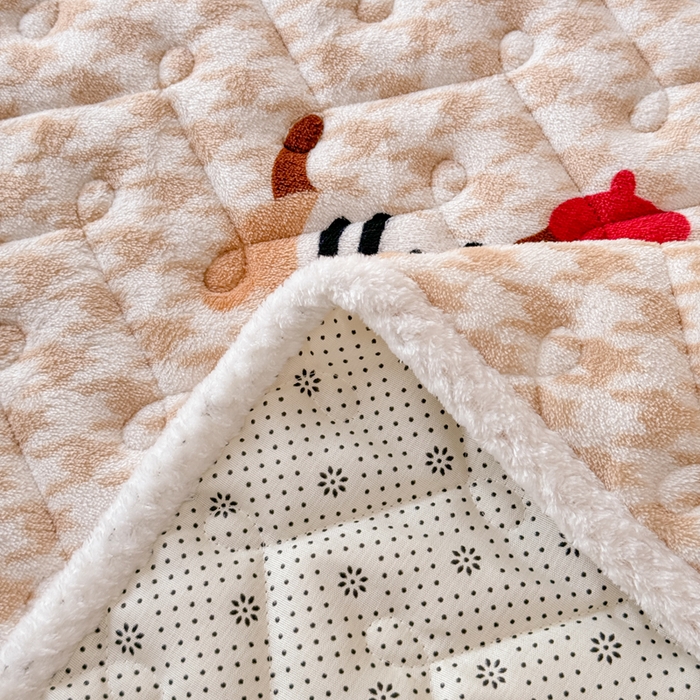 91家纺网 家纺一手货源 找家纺 小萌虎 2025秋冬新款牛奶绒夹棉床垫床褥 腊肠犬