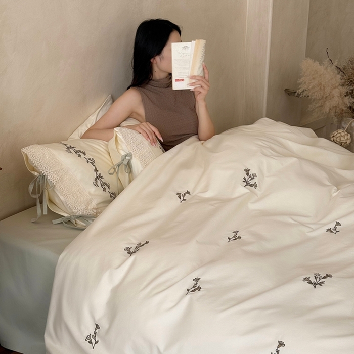 91家纺网 家纺一手货源 找家纺 （总）鹿班家居 2025新款秋冬款100S全棉纯棉磨毛精密刺绣系列四件套—青柠物语（标准会员-20元）