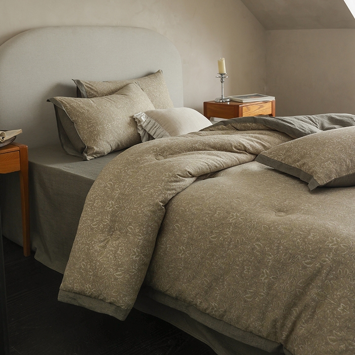 91家纺网 家纺一手货源 找家纺 玛德琳 2025新款原麻皱皱纱懒人抗菌冬被被子被芯 羽榭