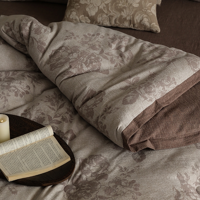 91家纺网 家纺一手货源 找家纺 （总）玛德琳 2025新款原麻皱皱纱懒人抗菌冬被被子被芯