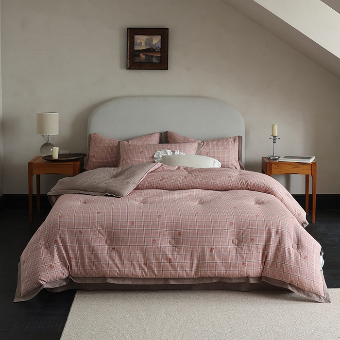 91家纺网 家纺一手货源 找家纺 玛德琳 2025新款原麻皱皱纱懒人抗菌冬被被子被芯 尤朵拉