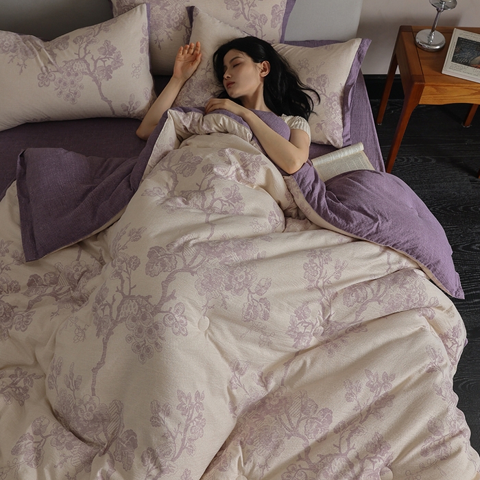 91家纺网 家纺一手货源 找家纺 玛德琳 2025新款原麻皱皱纱懒人抗菌冬被被子被芯 露西-紫
