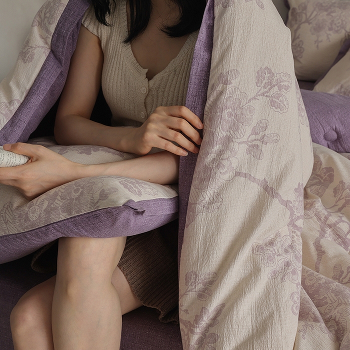 91家纺网 家纺一手货源 找家纺 玛德琳 2025新款原麻皱皱纱懒人抗菌冬被被子被芯 露西-紫