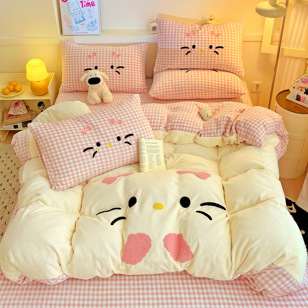 91家纺网 家纺一手货源 找家纺 （总）富米莱（原臻工厂） 2025新款爆款拼角毛巾绣牛奶绒四件套