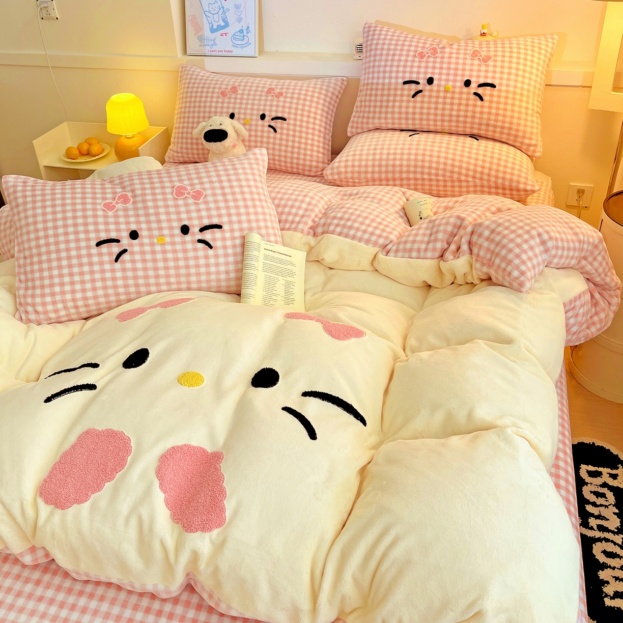 91家纺网 家纺一手货源 找家纺 （总）富米莱（原臻工厂） 2025新款爆款拼角毛巾绣牛奶绒四件套