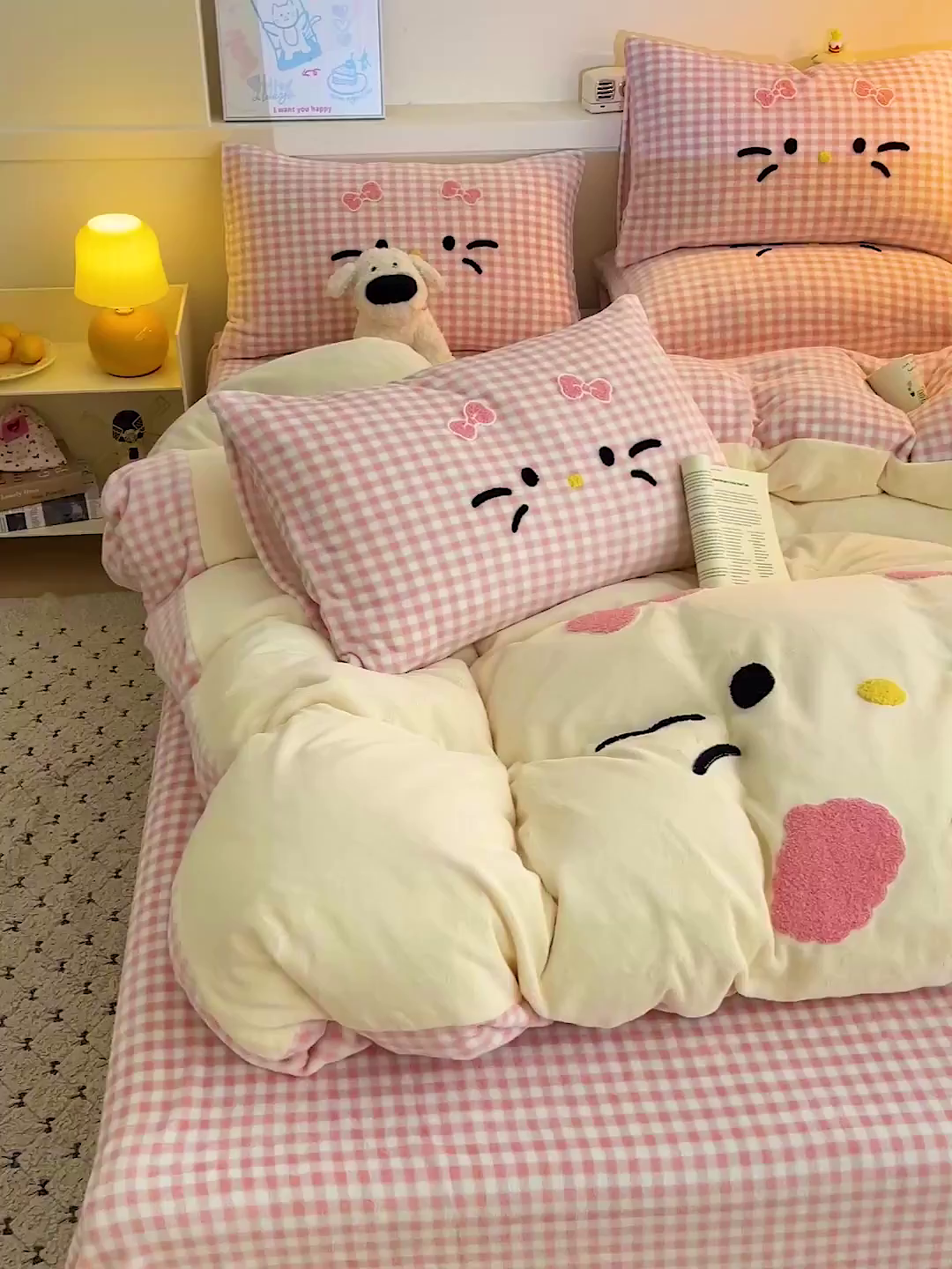 91家纺网 家纺一手货源 找家纺 （总）富米莱（原臻工厂） 2025新款爆款拼角毛巾绣牛奶绒四件套