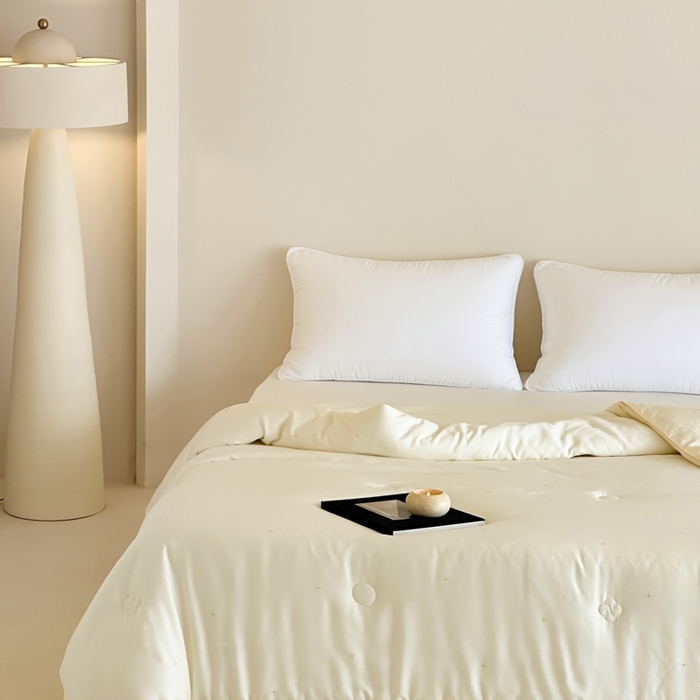 91家纺网 家纺一手货源 找家纺 茧羽世家 2025新款豆绒生态被 被子被芯 流星雨