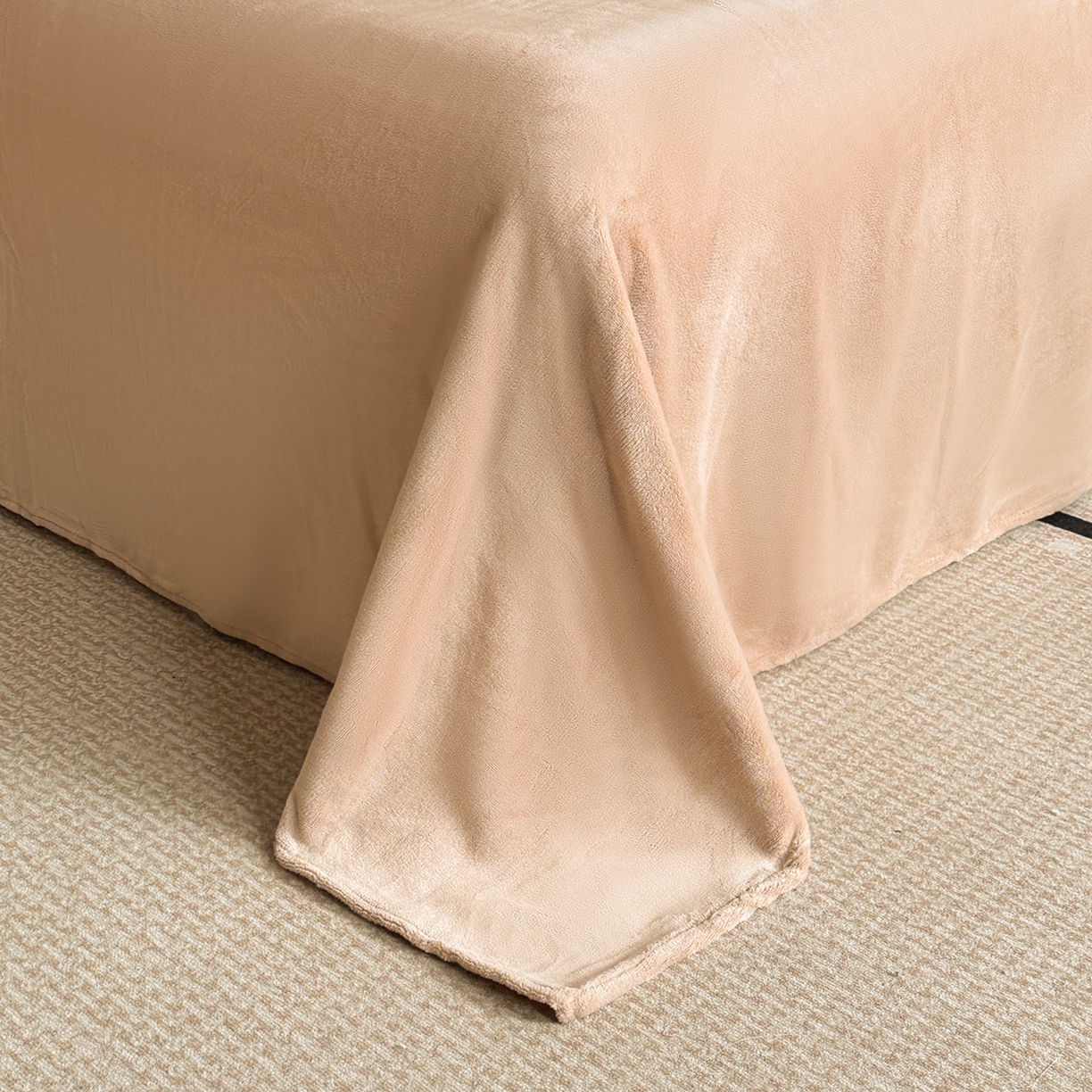 91家纺网 家纺一手货源 找家纺 蓝极人 2025新款AB版烂花牛奶绒四件套 烂花-米杏