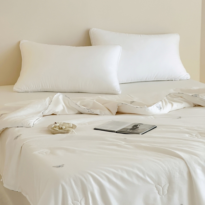 91家纺网 家纺一手货源 找家纺 茧羽世家 2025新款皇冠蝶翼蚕丝被 被子被芯 蝶恋花