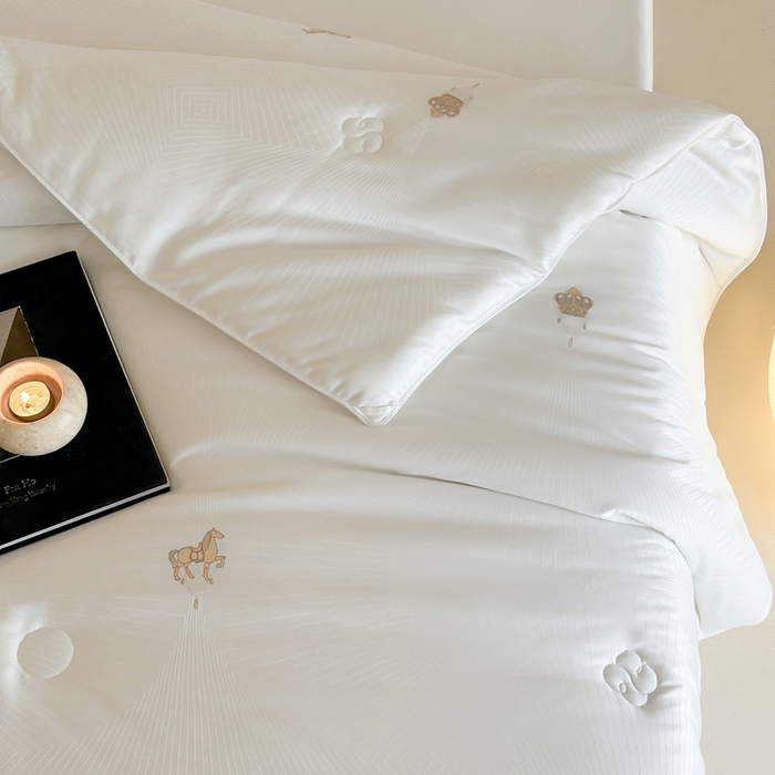 91家纺网 家纺一手货源 找家纺 茧羽世家 2025新款豆绒生态被 被子被芯 以梦为马