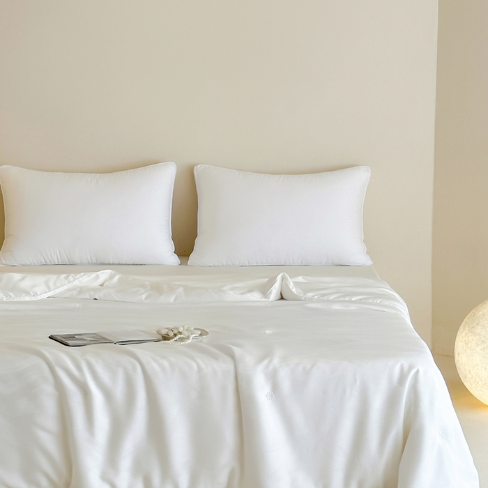 91家纺网 家纺一手货源 找家纺 茧羽世家 2025新款丝韵东方蚕丝被 被子被芯 丝韵东方-本白