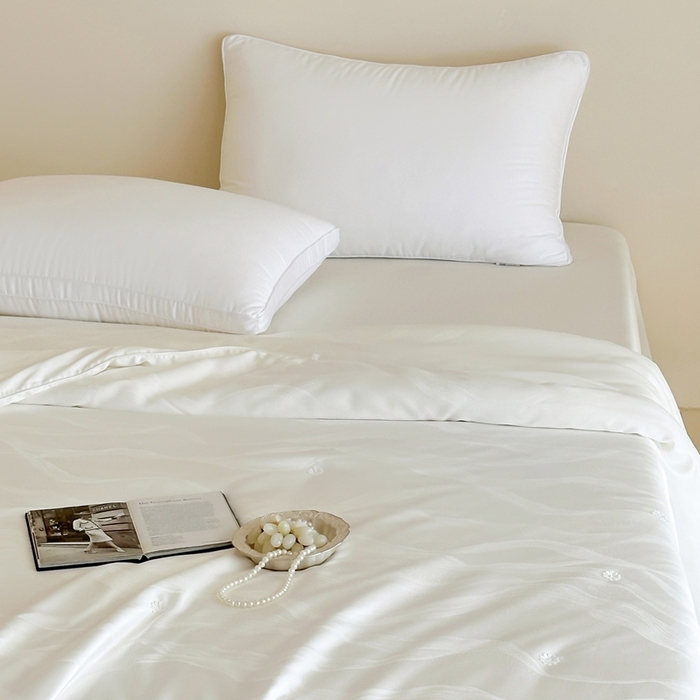 91家纺网 家纺一手货源 找家纺 茧羽世家 2025新款丝韵东方蚕丝被 被子被芯 丝韵东方-本白