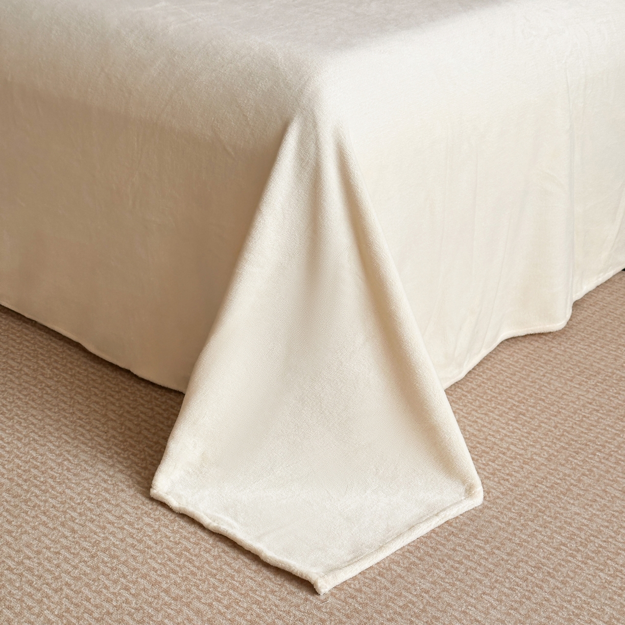 91家纺网 家纺一手货源 找家纺 酱子 2025新款AB版烂花牛奶绒四件套 烂花-蓝黄